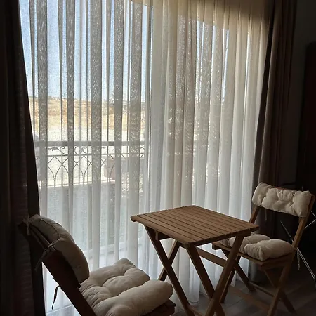 Boutique Stone House With Breakfast Couette-café