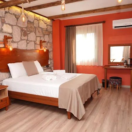 Couette-café Boutique Stone House With Breakfast 3*