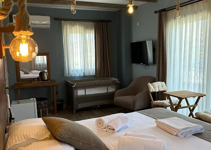 Boutique Stone House With Breakfast Айвалик