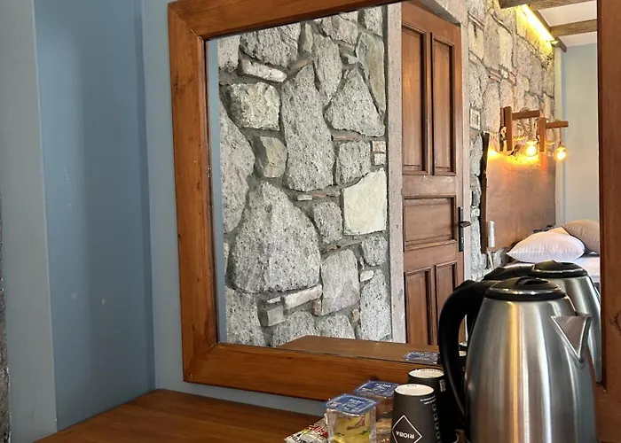 Boutique Stone House With Breakfast Готель типу 